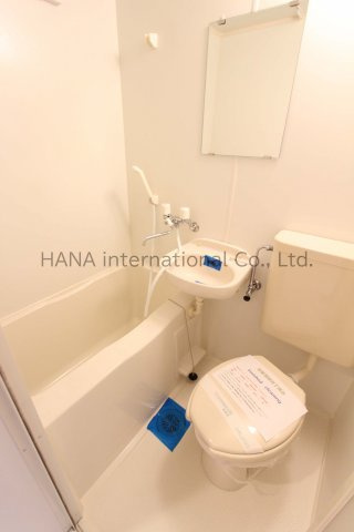 横浜市港北区小机町のアパートの浴室|同シリーズ物件の参考写真です。