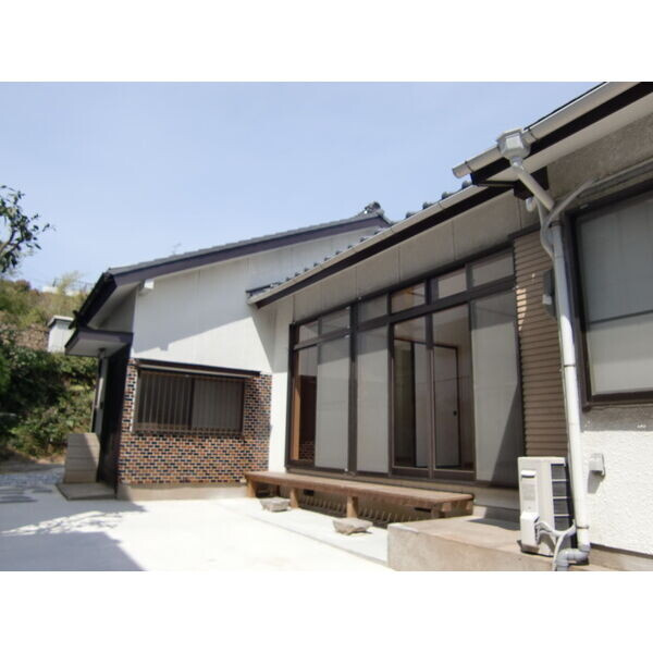 衣下道貸家の外観