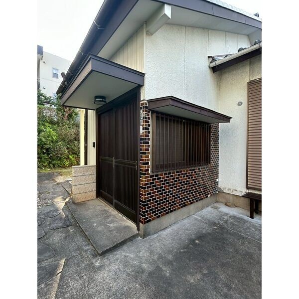 衣下道貸家の外観