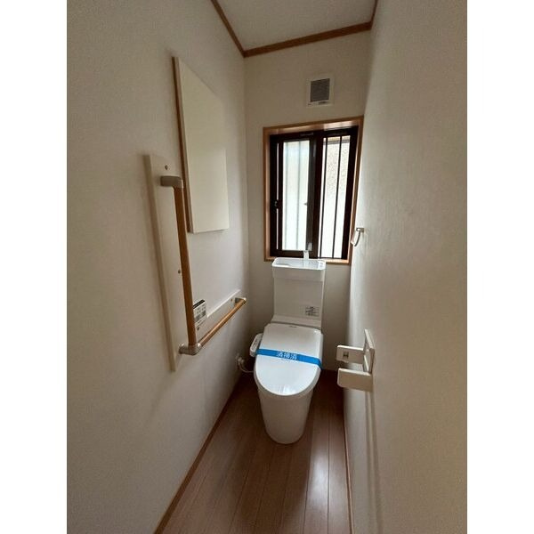 衣下道貸家のトイレ