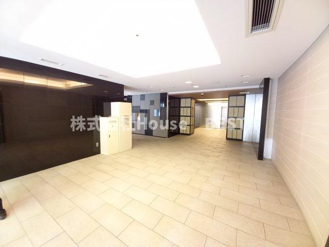 W-STYLE神戸Ⅱのエントランス