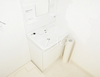 【洗面所】 | エストセントレ | 洗面台です。