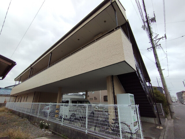 宇野ハイツの外観