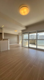 【居間・リビング】 | パラツィーナセシリア豊中 | リビングダイニング