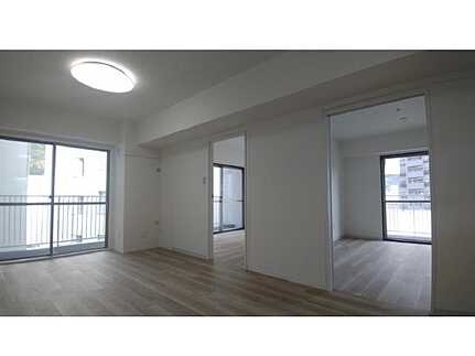 牛田グランドハイツの居間・リビング