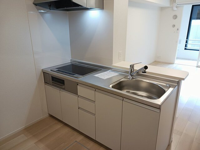 【キッチン】 | コンパクトなキッチンで掃除もラクラク