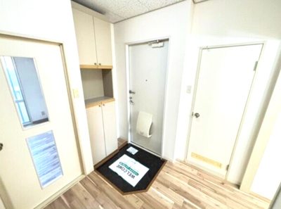 【玄関】 | ラフォーレ深井