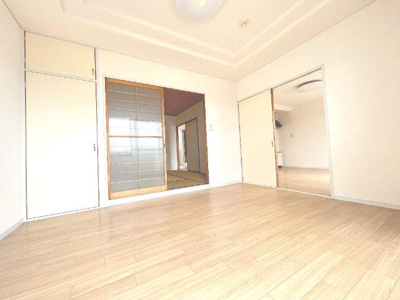 【内装】 | スカイ・パレスオオタ | 洋室①