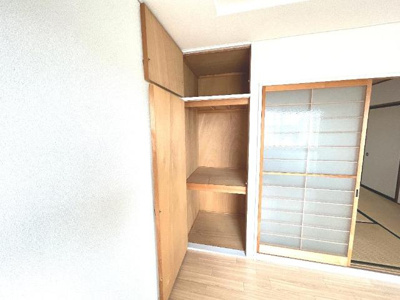 【収納】 | スカイ・パレスオオタ | 洋室①
