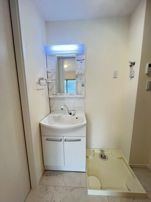 【洗面所】 | チェリーブルーム豊四季 | 同管理会社の別物件の参考写真です