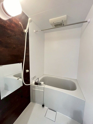 【浴室】 | チェリーブルーム豊四季 | 同管理会社の別物件の参考写真です