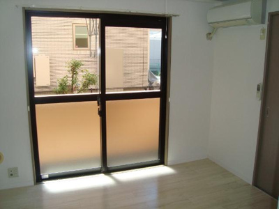 【内装】 | エトワール横割 | 南洋室