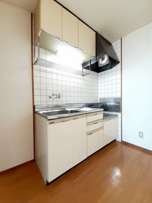 【キッチン】 | コーポ浪漫Ａ | キッチンでお料理をお楽しみください