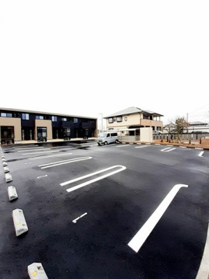 【駐車場】 | エムズエール | 駐車場完備です