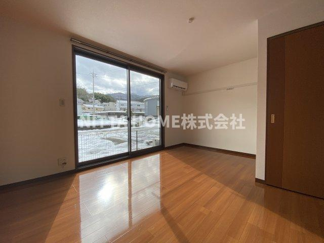 クラージュのバルコニー|テラス付き（*^_^*）