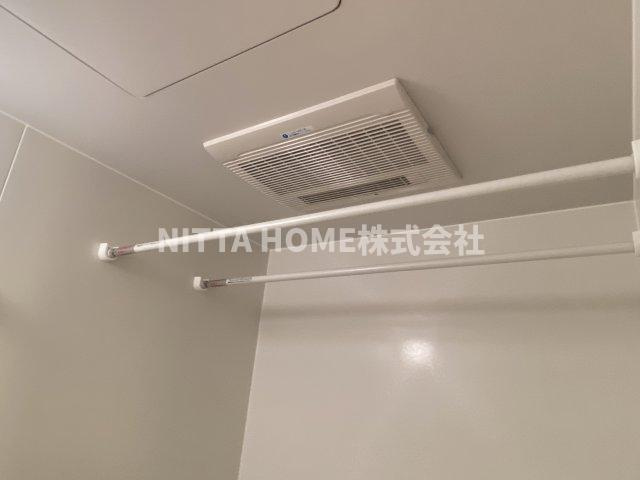 クラージュのその他共用部分|雨の日の洗濯物の乾燥にも便利です(^^)