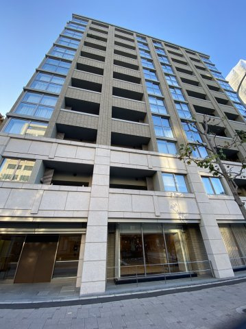 プレミスト京都烏丸御池の外観