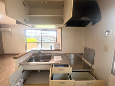 【キッチン】 | アンバサダーヒルズ Ｃ | キッチン（収納）