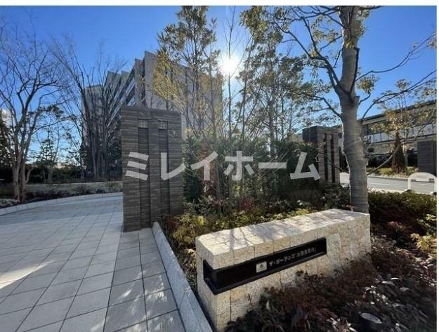 ザ・ガーデンズ大田多摩川のエントランス