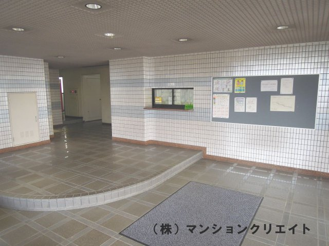 アペックス開発(投資)のエントランス