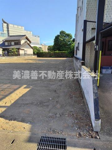 ６６０１５　岐阜市長良福光分譲地　の外観