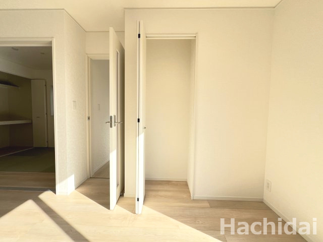 高浜市小池町第4　新築住宅＜1号棟＞の収納|リビング収納