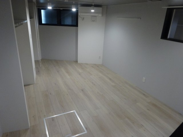 グランパークス本郷の洋室