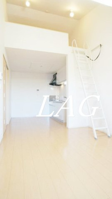 【居間・リビング】 | グラシオッソⅡ | 洋室のお部屋です。