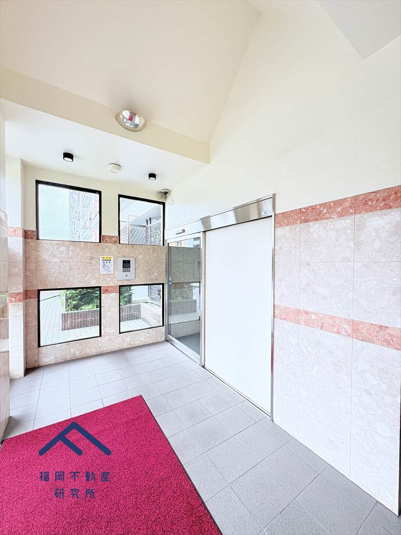 レークヒルズ野多目一番館Ａのエントランス