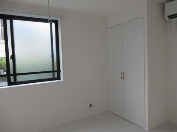 早稲田鶴巻町IMAハウスの居間・リビング