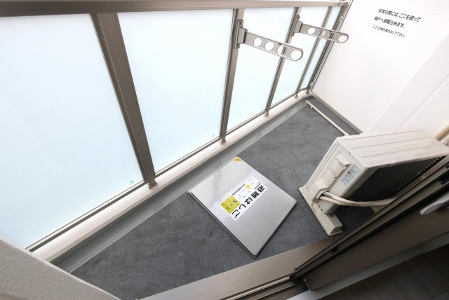 セレニテ難波ミラク参番館のバルコニー