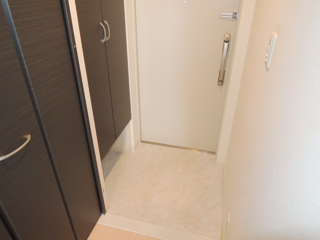 フェリチッタ川口の玄関|別号室の参考写真です。