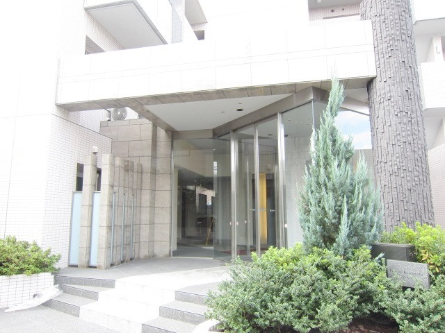 フェリチッタ川口のエントランス