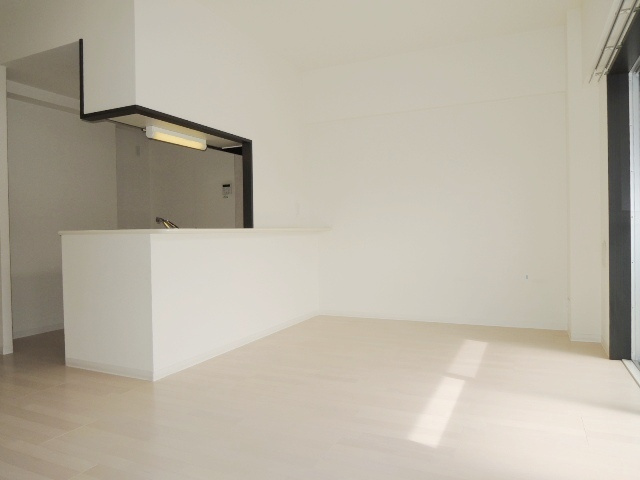 フェリチッタ川口の居間・リビング|別号室の参考写真です。