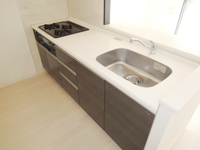 フェリチッタ川口のキッチン|別号室の参考写真です。