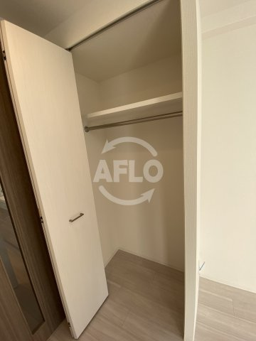 エスリード大阪梅田リュクスの収納|エスリード大阪梅田リュクス　クローゼット