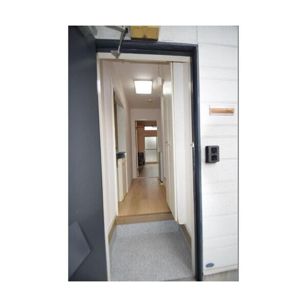 エスペランサ柴田の玄関