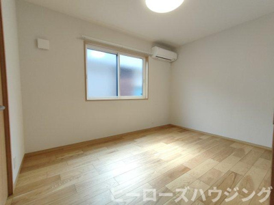 【洋室】 | ローズA