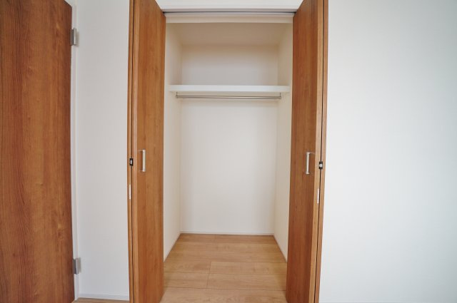 【横浜市旭区上白根2丁目43-1全2棟新築戸建て】★仲介手数料無料★（上白根北小学校・上白根北中学校）の収納