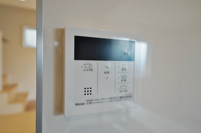 【横浜市旭区上白根2丁目43-1全2棟新築戸建て】★仲介手数料無料★（上白根北小学校・上白根北中学校）の発電・温水設備