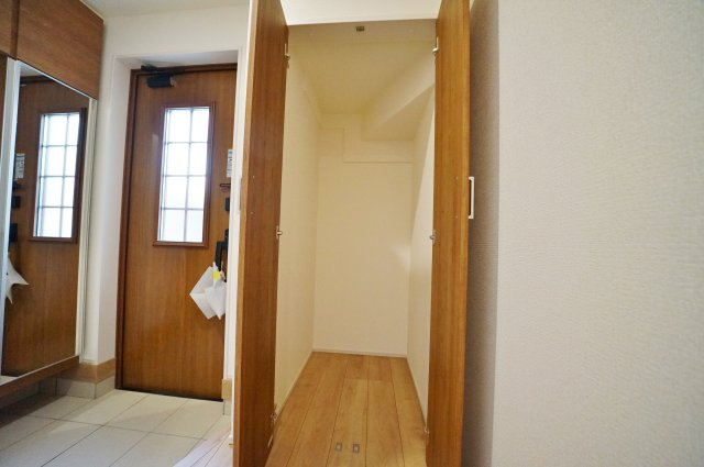 【横浜市旭区上白根2丁目43-1全2棟新築戸建て】★仲介手数料無料★（上白根北小学校・上白根北中学校）の収納