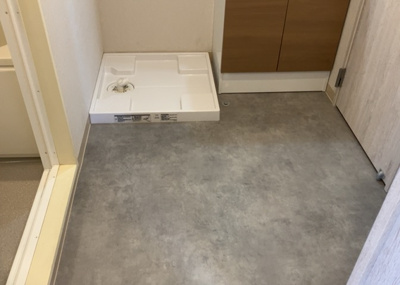 【脱衣所】 | 東建狭間マンション | 洗面脱衣所は「体を綺麗に整える場所」という目的と役割を持っています。そして便利で使い勝手のいい「体を綺麗に整える場所」にするためには、配置や動線、照明や収納計画をしっかりと検討しておく必要があります。