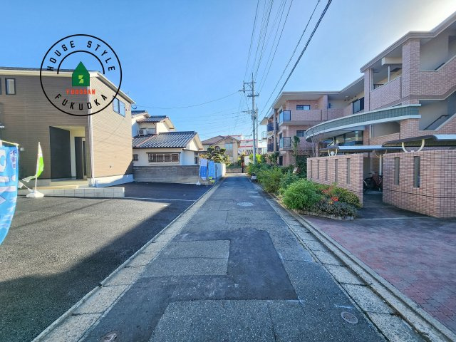 福岡市城南区干隈1丁目第4-2棟（1号棟）の前面道路含む現地写真|前面道路です。
