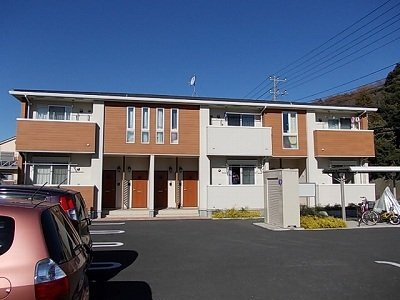 【外観】 | ヴィラ・リバーサイド | きれいな外観です