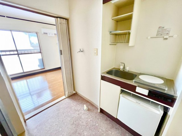 モンストリア・KⅢのキッチン