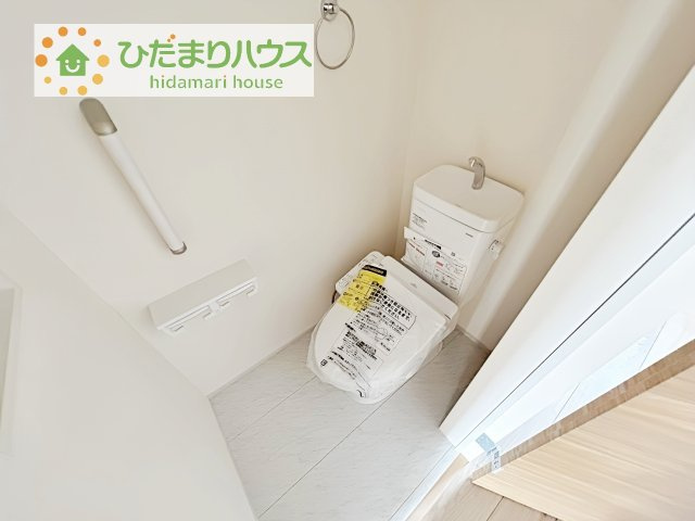 【トイレ】 | 取手市台宿1丁目　新築戸建　3号棟 | トイレは1F、2F共に完備！取り合いになることがありませんね(^^)/