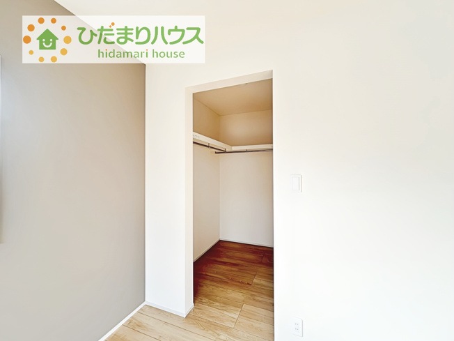 【収納】 | 取手市台宿1丁目　新築戸建　3号棟 | 新婚さんにおすすめ！奥様に喜ばれる収納たっぷりのウォークインクローゼット付です☆