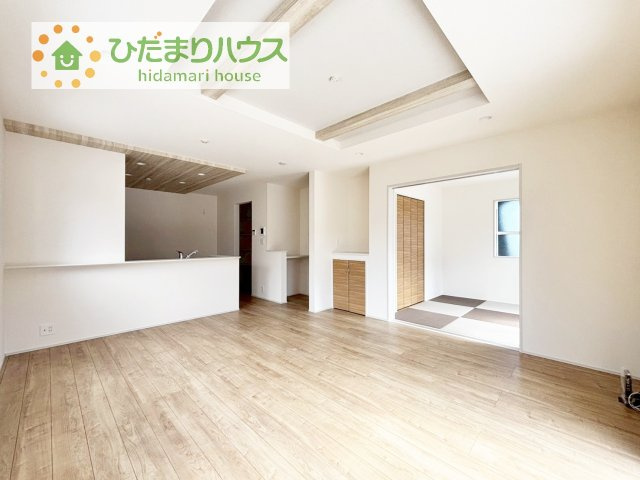 【居間・リビング】 | 取手市台宿1丁目　新築戸建　3号棟 | お友達や親戚とホームパーティもいいですね(*^^*)