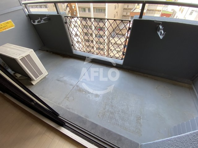 サクシード南森町のバルコニー|サクシード南森町　バルコニー