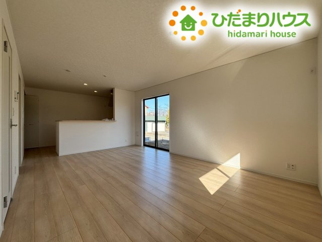 鴻巣市筑波第5　新築戸建　クレイドル04の居間・リビング